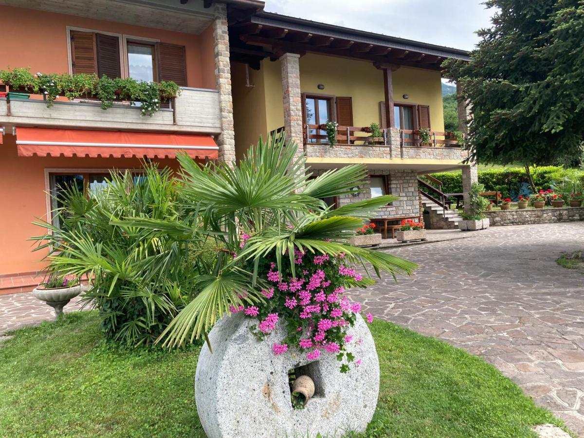 Apartments Panoramica Malcesine Exterior photo